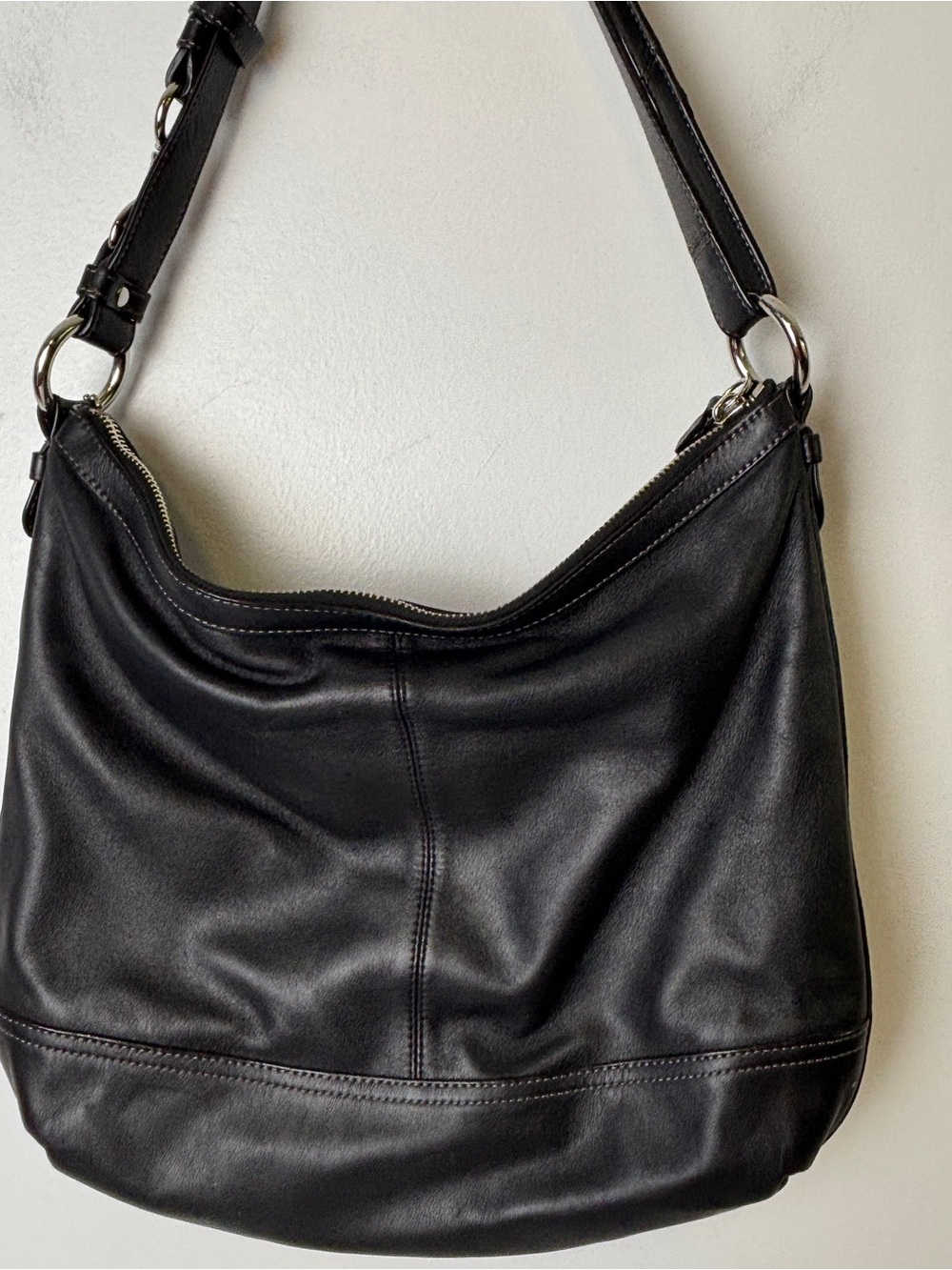 Coach Black Park Leather Duffle Purse - Picture 2 of 5